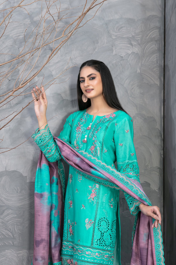🌸 Tawakal Brand – Embroidered Elegance Suit 🌸