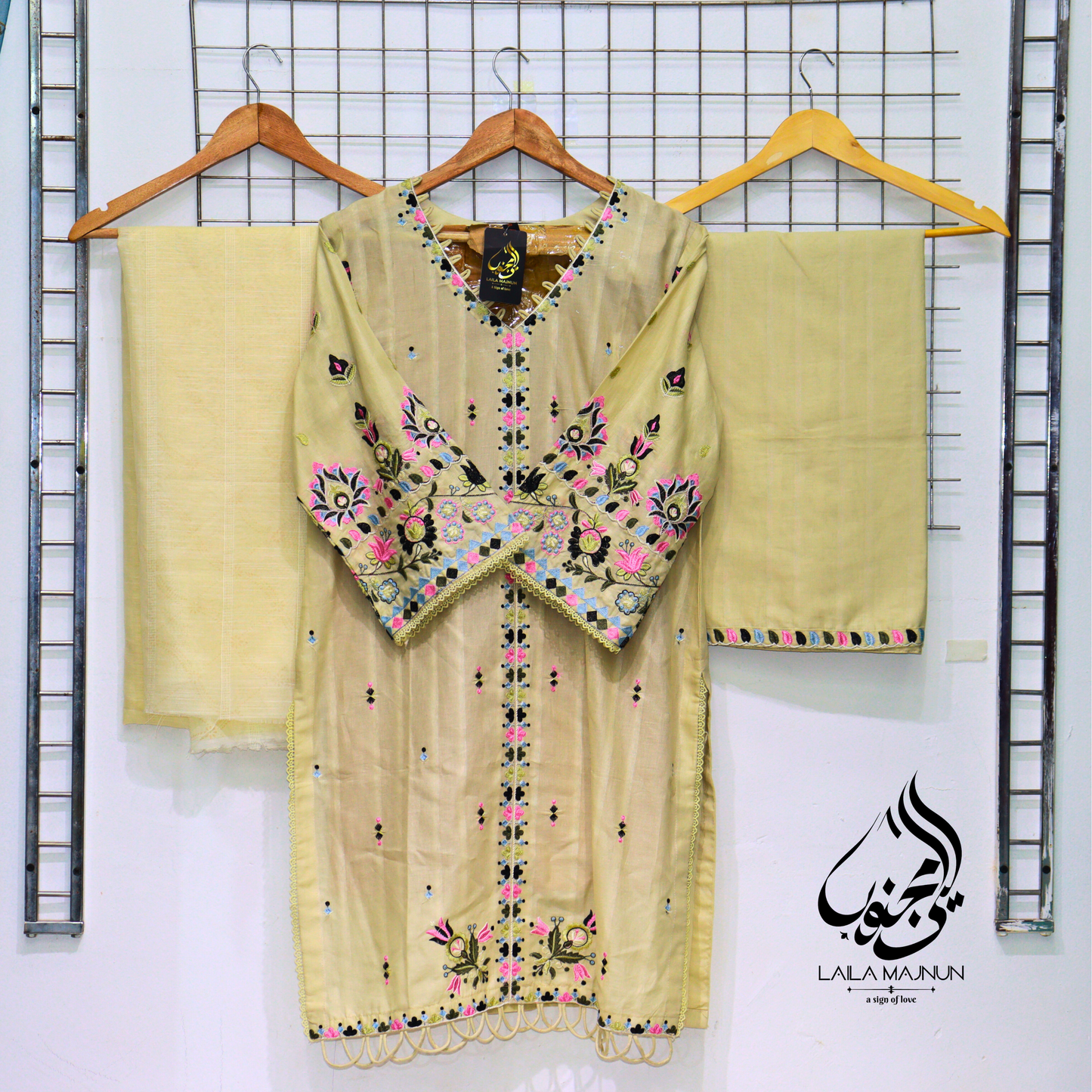 Laila Mjnun_3 PC Self Cotton Stitched