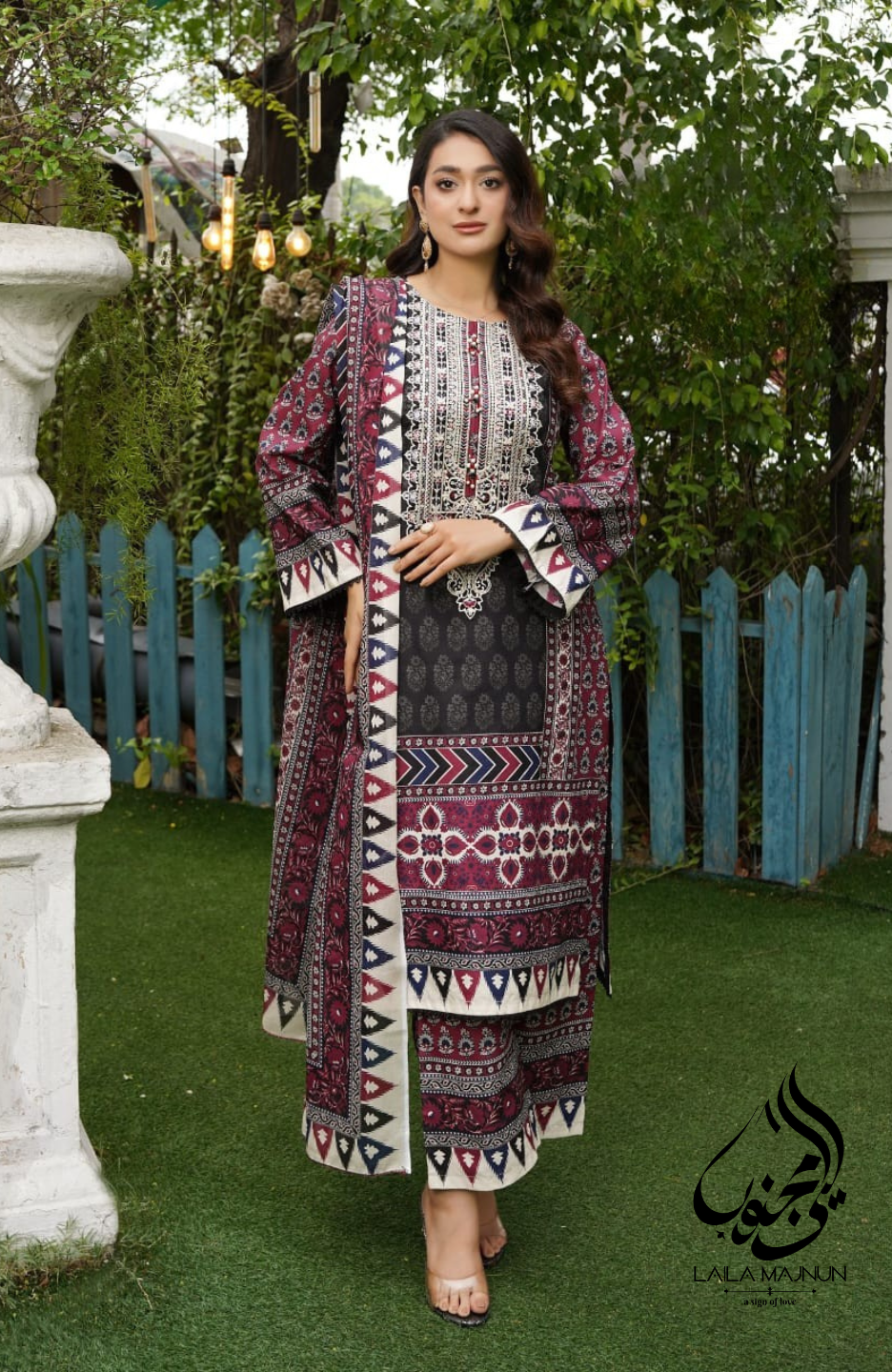 "Rang-e-Mohabbat" 3PC Lawn Suit – Stitched
