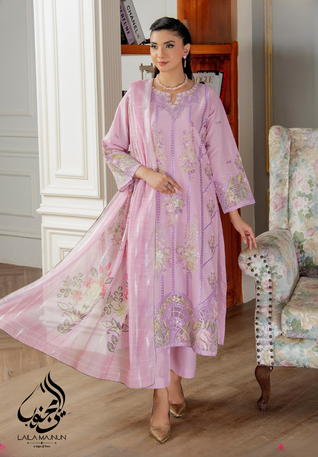 3 PC Lawn Cotton Embroidered Suit ๐ฟ