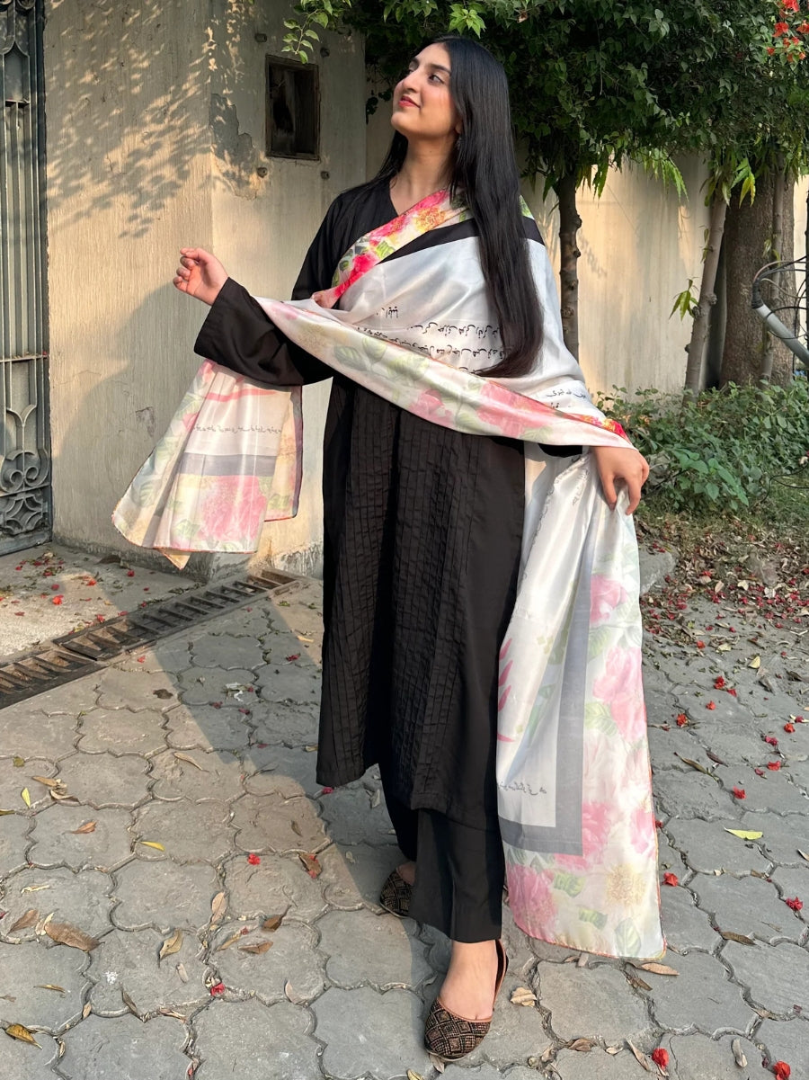 Khushboo Odhni
