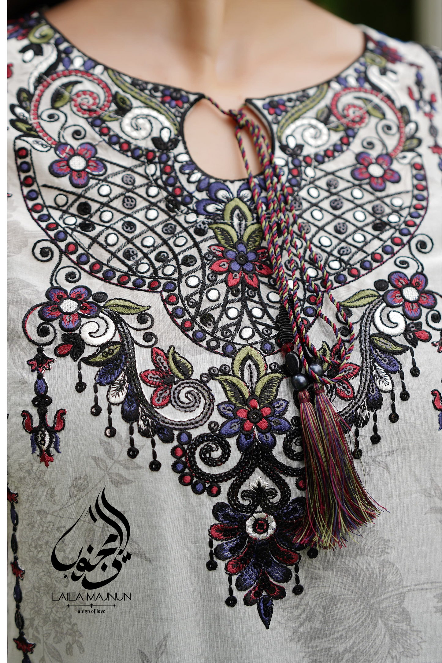 "Noor-e-Elan" 3PC Lawn Embroidered Suit