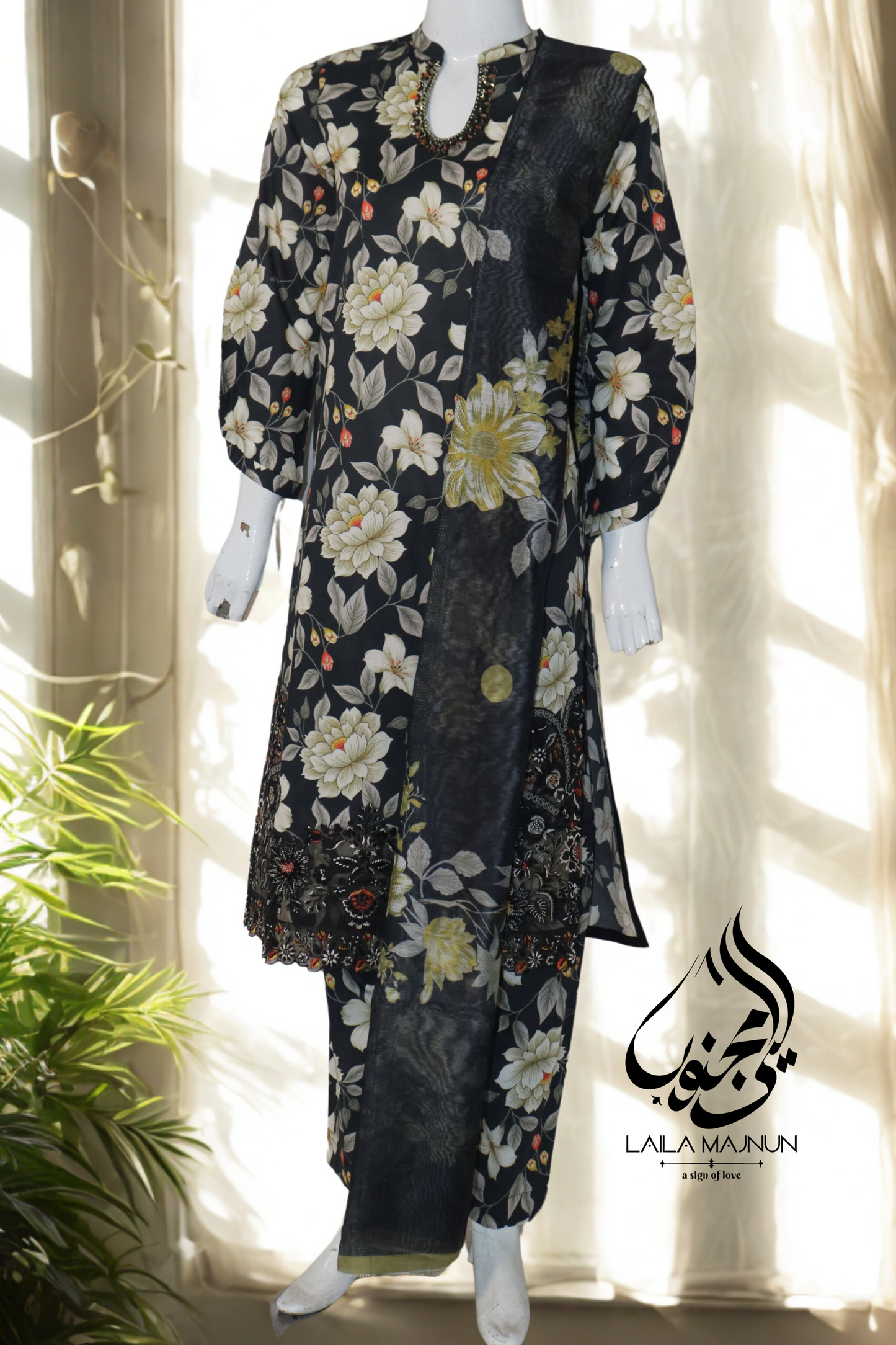 "Gul o Gulzar" 3 Piece Lawn-Stitched