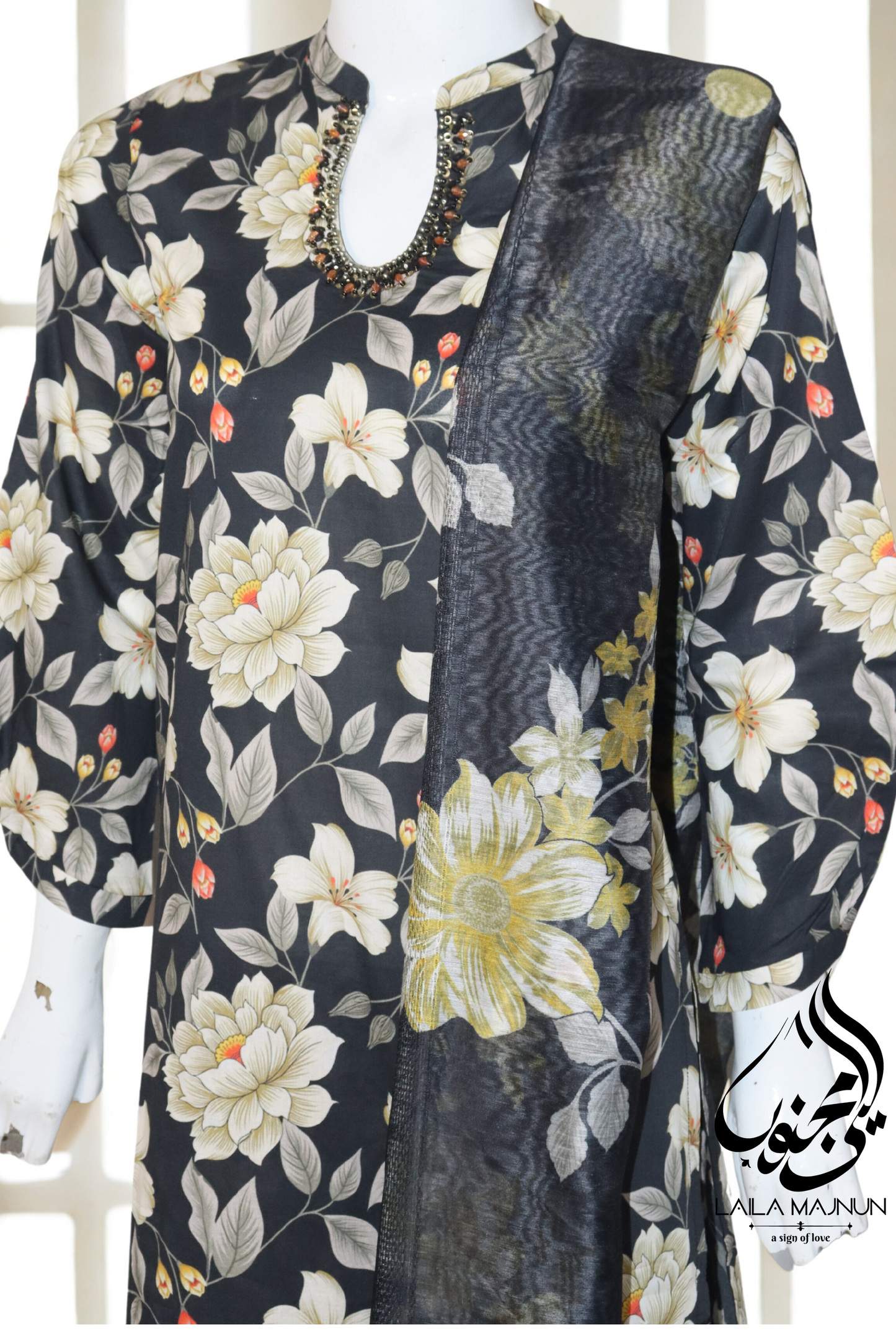 "Gul o Gulzar" 3 Piece Lawn-Stitched