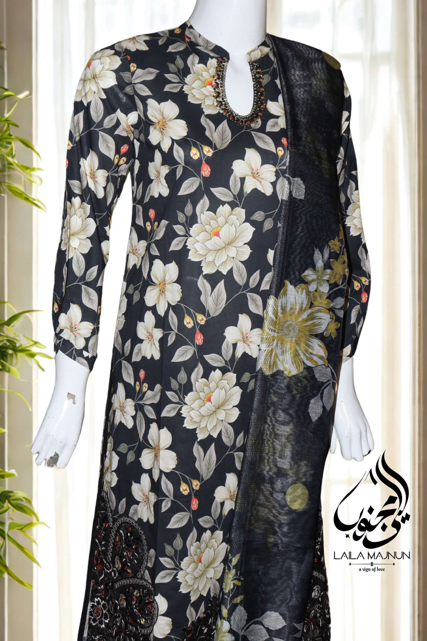 "Gul o Gulzar" 3 Piece Lawn-Stitched