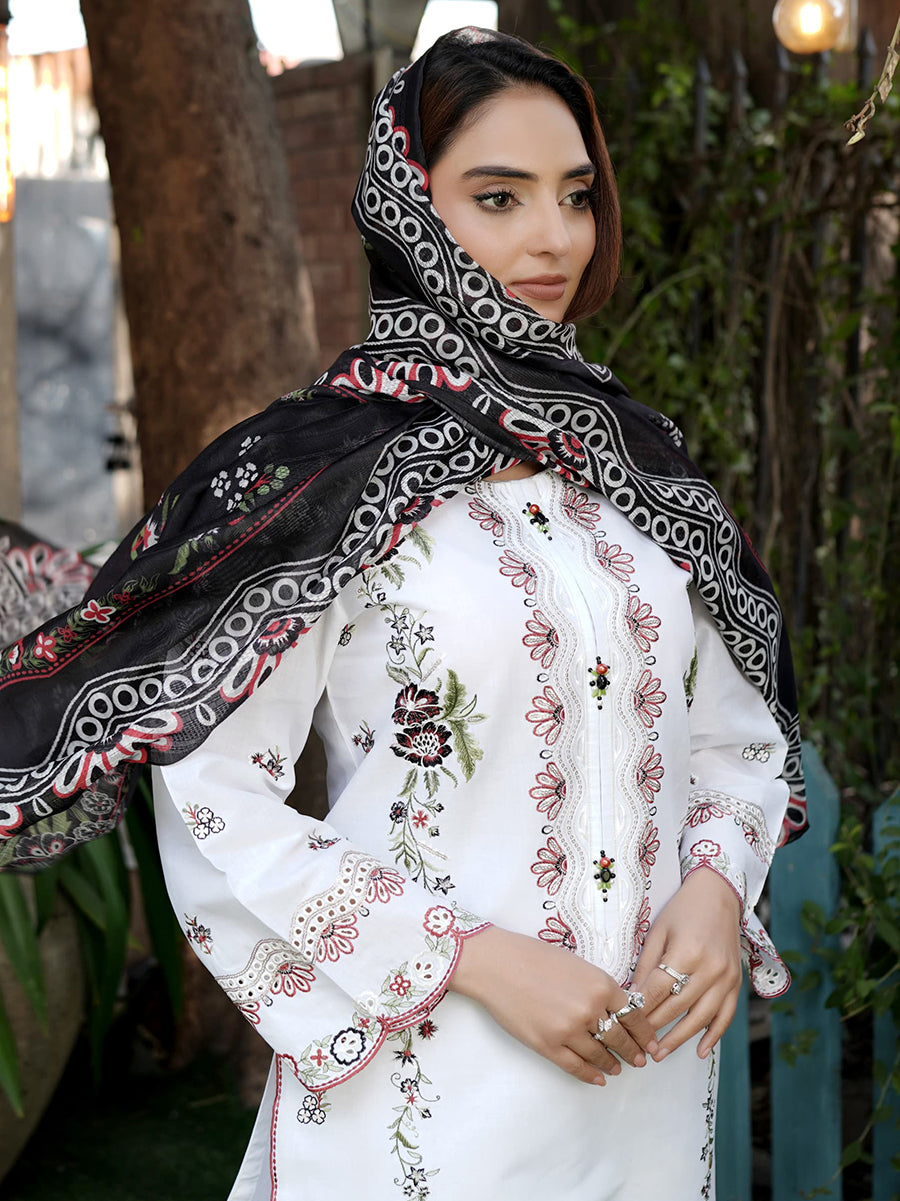 Gul-e-Rang (گلِ رنگ) – Stitched 3 Piece
