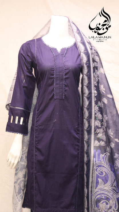 Raat-e-Nigaar 3PC Cotton Embellished Suit