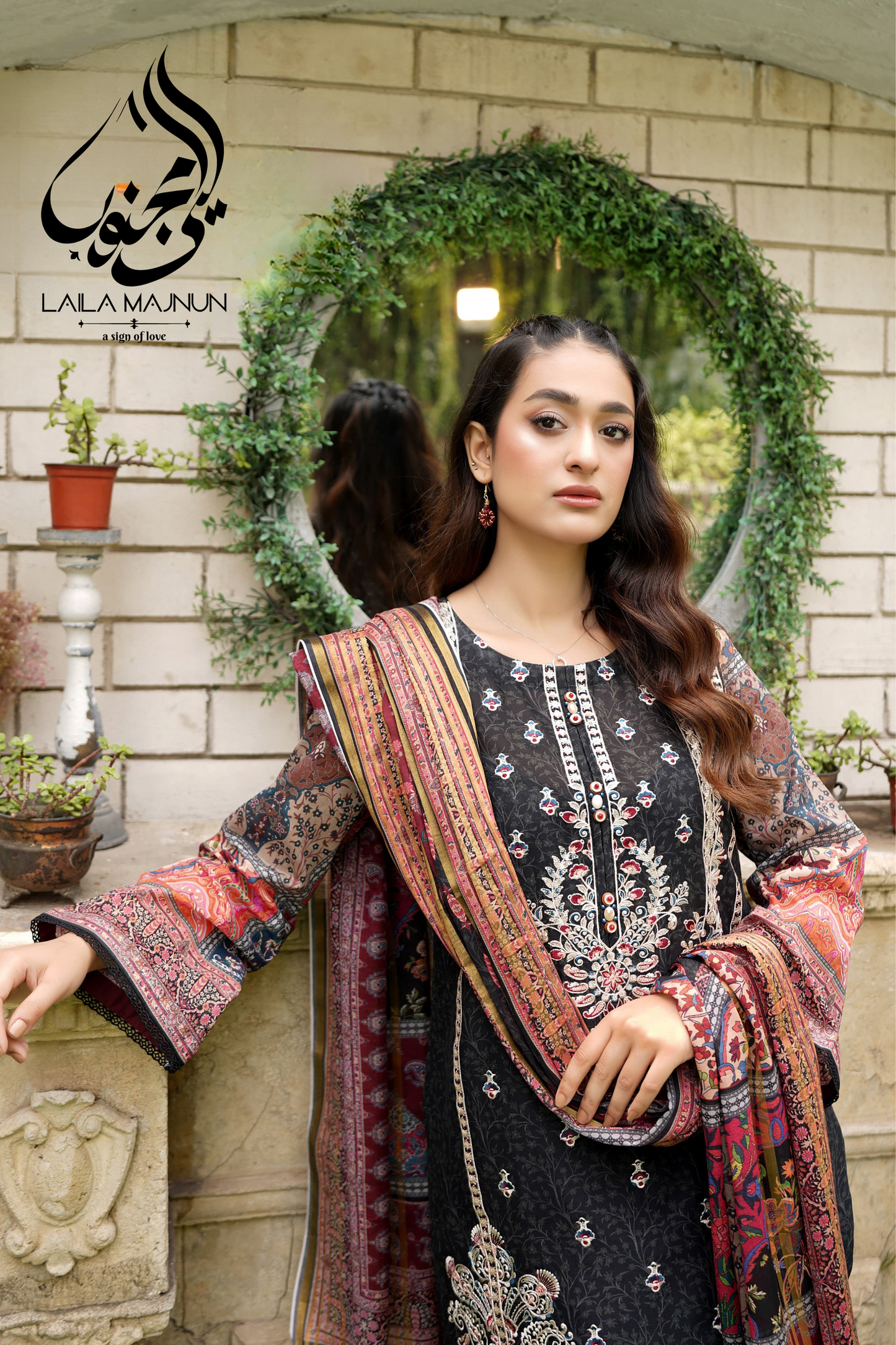 "Noor-e-Kohsar" – Black & Maroon 3-Piece Suit